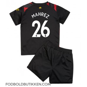 Manchester City Riyad Mahrez #26 Udebanetrøje Børn 2022-23 Kortærmet (+ Korte bukser)